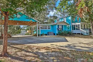 112 8th Street NE, Steinhatchee, FL 32359 - Photo 2