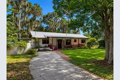 1724 SE 164th Circle, Ocklawaha, FL 32179 - Photo 1
