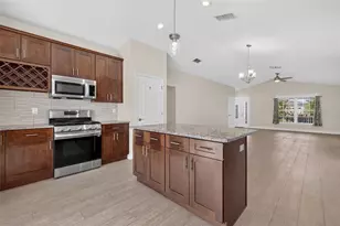12591 NE 49th Dr, Oxford, FL 34484 - Photo 26