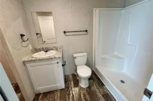 1115 NW 12th Ln, Lake Panasoffkee, FL 33538 - Photo 8