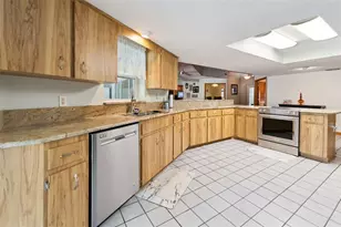 2610 12 Point Dr, Lakeland, FL 33811 - Photo 6