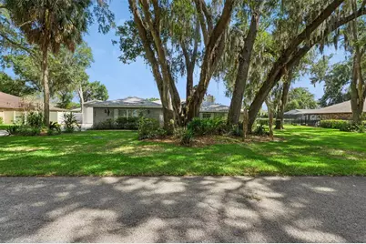 2610 Twelve Point Drive, Lakeland, FL 33811 - Photo 2