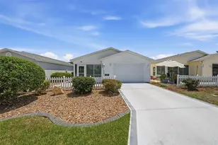 1607 Navidad St, The Villages, FL 32162 - Photo 2