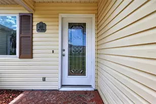 422 San Marino Dr, The Villages, FL 32159 - Photo 4