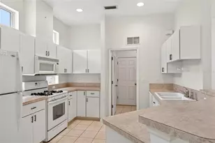 20618 Queen Alexandra Dr, Leesburg, FL 34748 - Photo 12