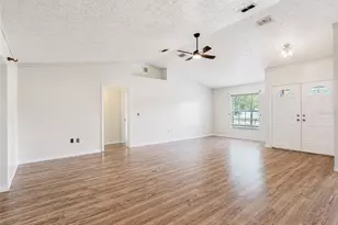 265 Clearfield Ave, Spring Hill, FL 34606 - Photo 6