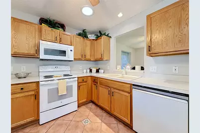 2718 Benavides Drive, The Villages, FL 32162 - Photo 10
