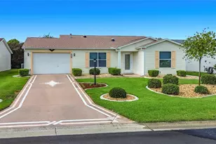 2718 Benavides Dr, The Villages, FL 32162 - Photo 4