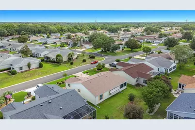 2718 Benavides Drive, The Villages, FL 32162 - Photo 38