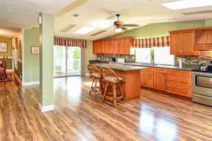37848 Maywood Bay Dr, Leesburg, FL 34788 - Photo 16