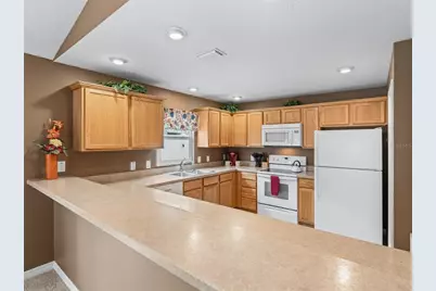 1109 Tipton Lane, The Villages, FL 32163 - Photo 6