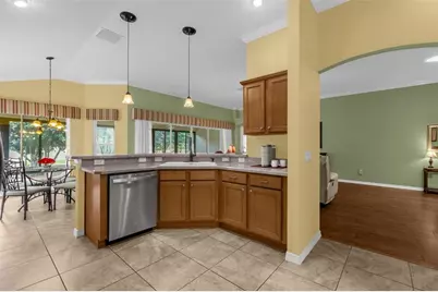 897 Folkstone Way, The Villages, FL 32162 - Photo 12