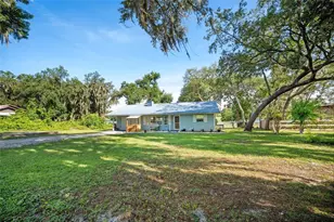 16684 SE 54th St, Ocklawaha, FL 32179 - Photo 12