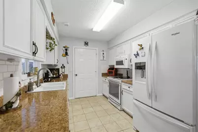 10696 SE 174th Place, Summerfield, FL 34491 - Photo 14