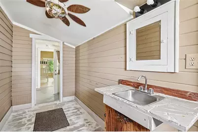 3701 E Warm Springs Ave, Coleman, FL 33521 - Photo 16