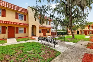 1112 W Main St, Leesburg, FL 34748 - Photo 2