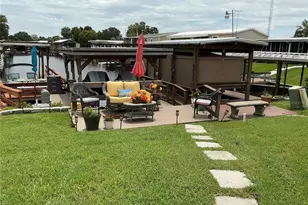 2409 Vindale Rd, Tavares, FL 32778 - Photo 38
