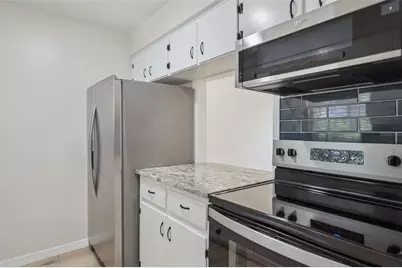 791 Lake Avenue #5, Clermont, FL 34711 - Photo 4