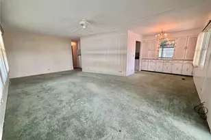 132 Tamarisk Way, Leesburg, FL 34748 - Photo 6