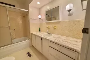 132 Tamarisk Way, Leesburg, FL 34748 - Photo 24