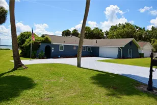 1102 N Palmetto St, Leesburg, FL 34748 - Photo 2