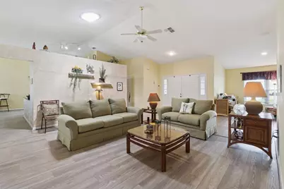 5540 Hamlin Court, Leesburg, FL 34748 - Photo 4