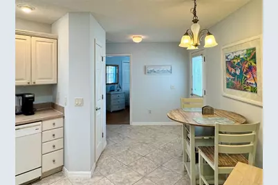 2090 Inverness Place, The Villages, FL 32162 - Photo 4