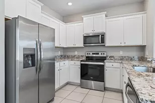 5072 Stokes Wy, Wildwood, FL 34785 - Photo 6