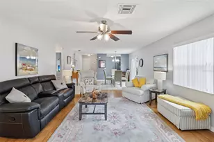 914 Mendoza Blvd, The Villages, FL 32159 - Photo 8