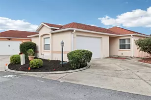 914 Mendoza Blvd, Lady Lake, FL 32159 - Photo 2