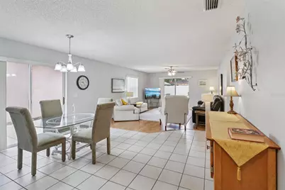 914 Mendoza Boulevard, Lady Lake, FL 32159 - Photo 6