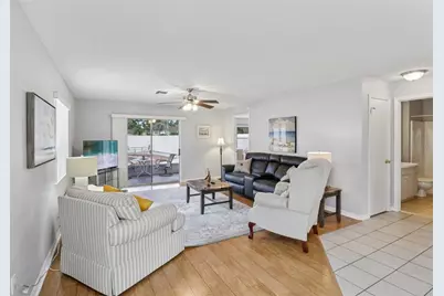 914 Mendoza Boulevard, The Villages, FL 32159 - Photo 6