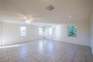 1215 Morin St, Eustis, FL 32726 - Photo 4