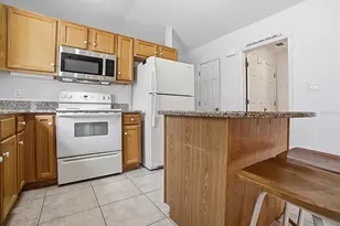 25114 Cranes Roost Cir, Leesburg, FL 34748 - Photo 10