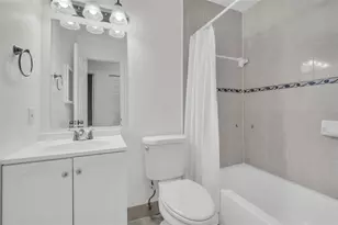 1610 NW 93rd Ave, Hollywood, FL 33024 - Photo 16