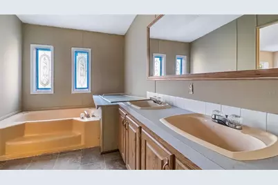 23158 Loop Road, Groveland, FL 34736 - Photo 10