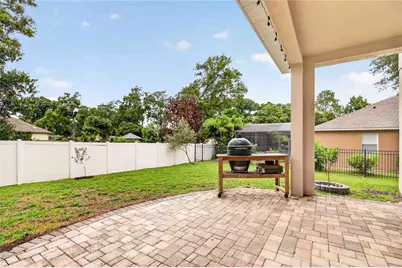 303 W Blue Water Edge Drive, Eustis, FL 32736 - Photo 16