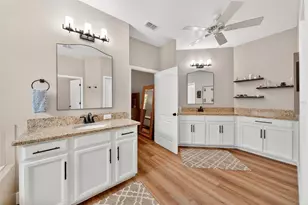4025 Lake Bosse View Dr, Orlando, FL 32810 - Photo 40