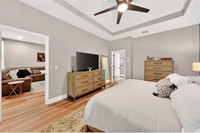 4025 Lake Bosse View Drive, Orlando, FL 32810 - Photo 34