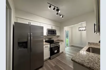 40233 Palm Street, Lady Lake, FL 32159 - Photo 14