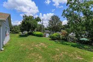 379 Division St, Clermont, FL 34711 - Photo 14
