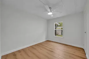 116 Cypress Rd, Wildwood, FL 34785 - Photo 22