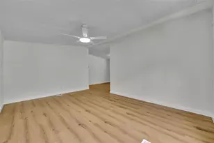116 Cypress Rd, Wildwood, FL 34785 - Photo 8