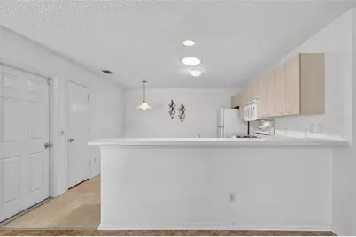 17436 SE 81st Newberry Court, The Villages, FL 32162 - Photo 12
