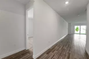 17546 Valleywood Pkwy, Land O Lakes, FL 34638 - Photo 4