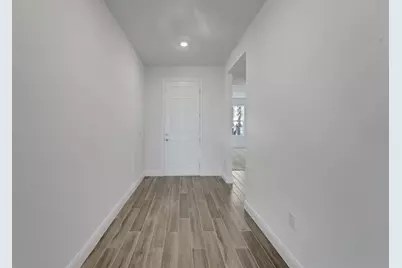 17546 Valleywood Parkway, Land O Lakes, FL 34638 - Photo 10