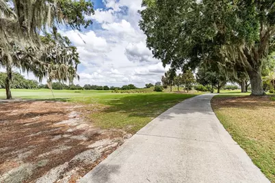 877 Winifred Way, The Villages, FL 32162 - Photo 30