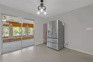 35505 Crescent Dr, Fruitland Park, FL 34731 - Photo 6