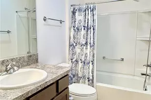 810 Roseapple Ave, Lady Lake, FL 32159 - Photo 16