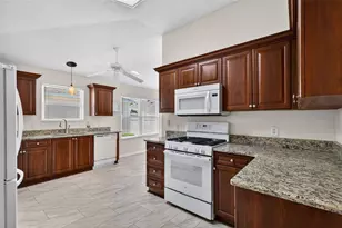 17755 SE 84th Sheldon Terrace, The Villages, FL 32162 - Photo 8